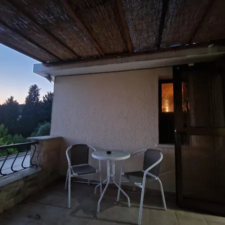 Cyprus Style Stone * بافوس