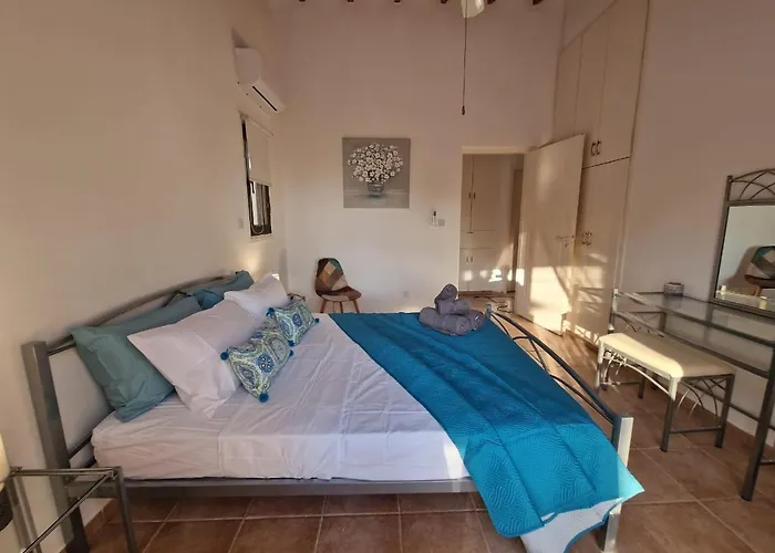 Cyprus Style Stone Βίλα *