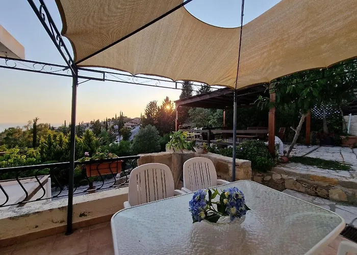 Cyprus Style Stone Πάφος